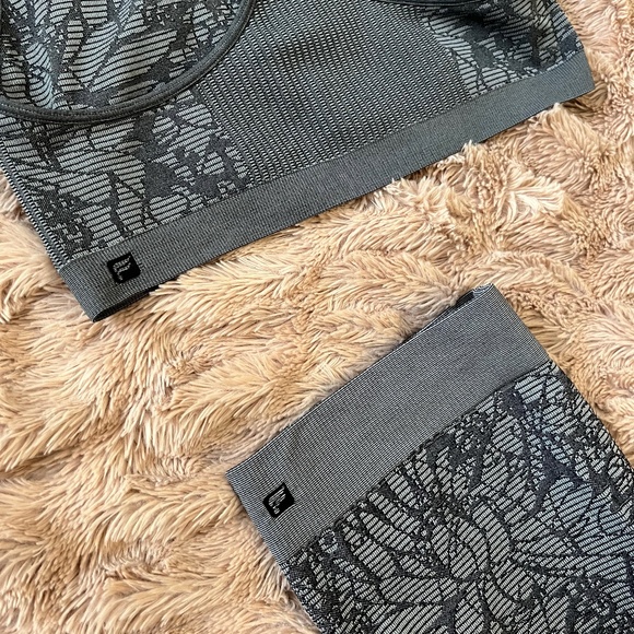 Fabletis - Picture 1 of 5